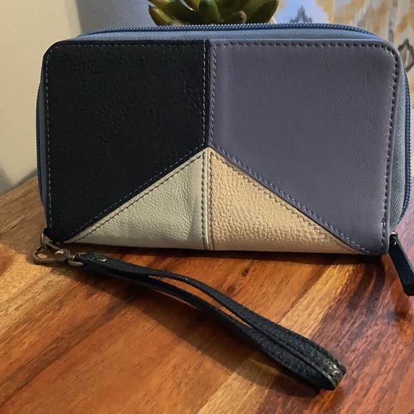 The SAK Leather Wallet Wristlet New!! - Picture 2 of 6